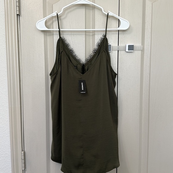 Express silky cami - Picture 3 of 5